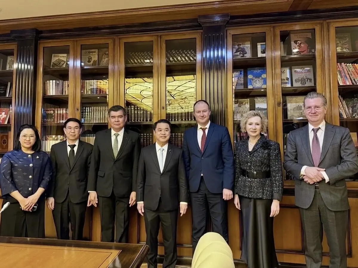 สุริยะ' รุกดีลรัสเซีย! นำเข้าปุ๋ยยูเรียล้านตัน ราคามิตรภาพ