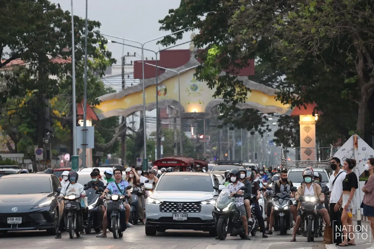 ฝุ่นเชียงใหม่ ติดอันดับ 1 โลก PM2.5 ระดับสีม่วง ปชช.อยู่อย่างลำบาก