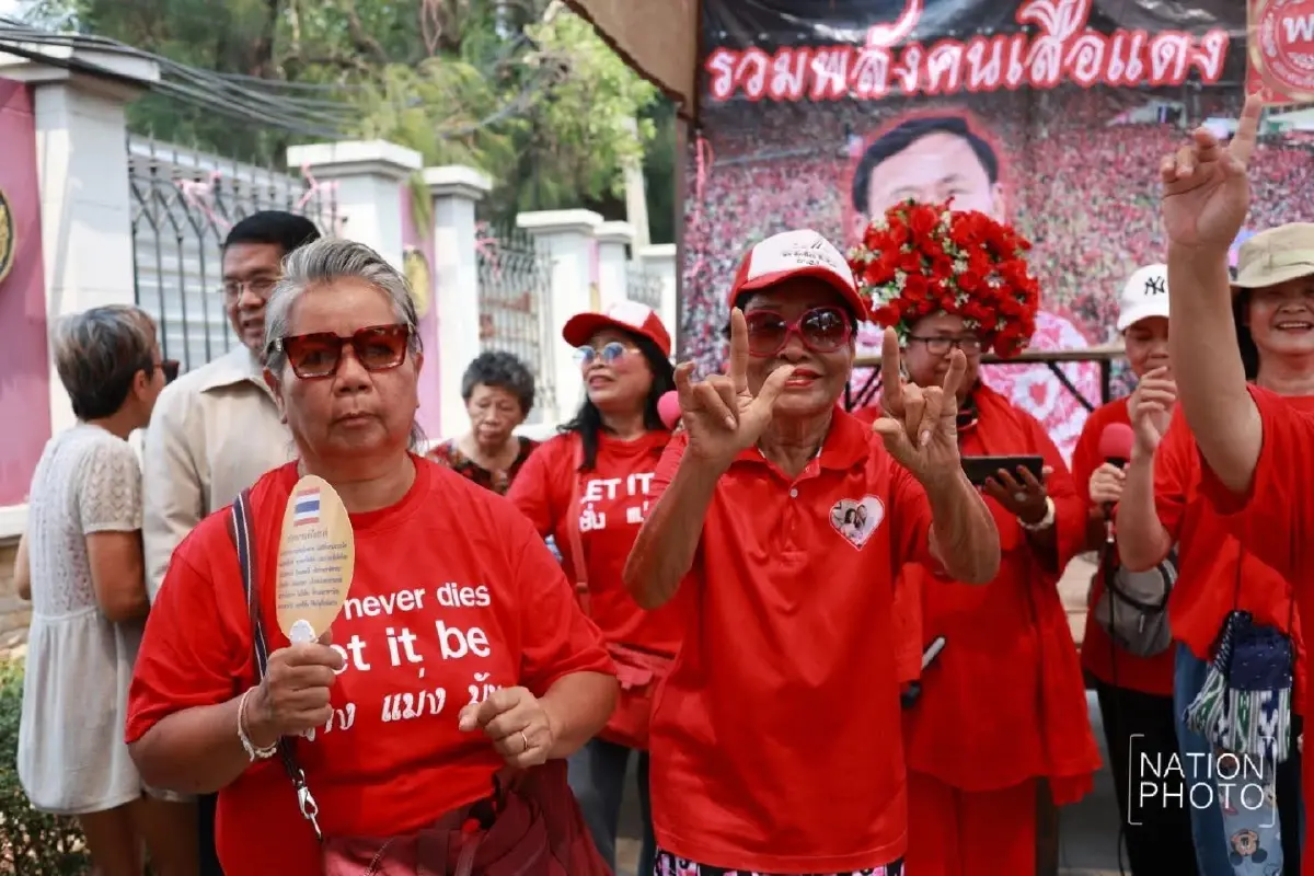 พักโทษ ‘ไม่พักการเมือง’ จับตา‘ทักษิณ’ปรับฉาก ‘เพื่อไทย