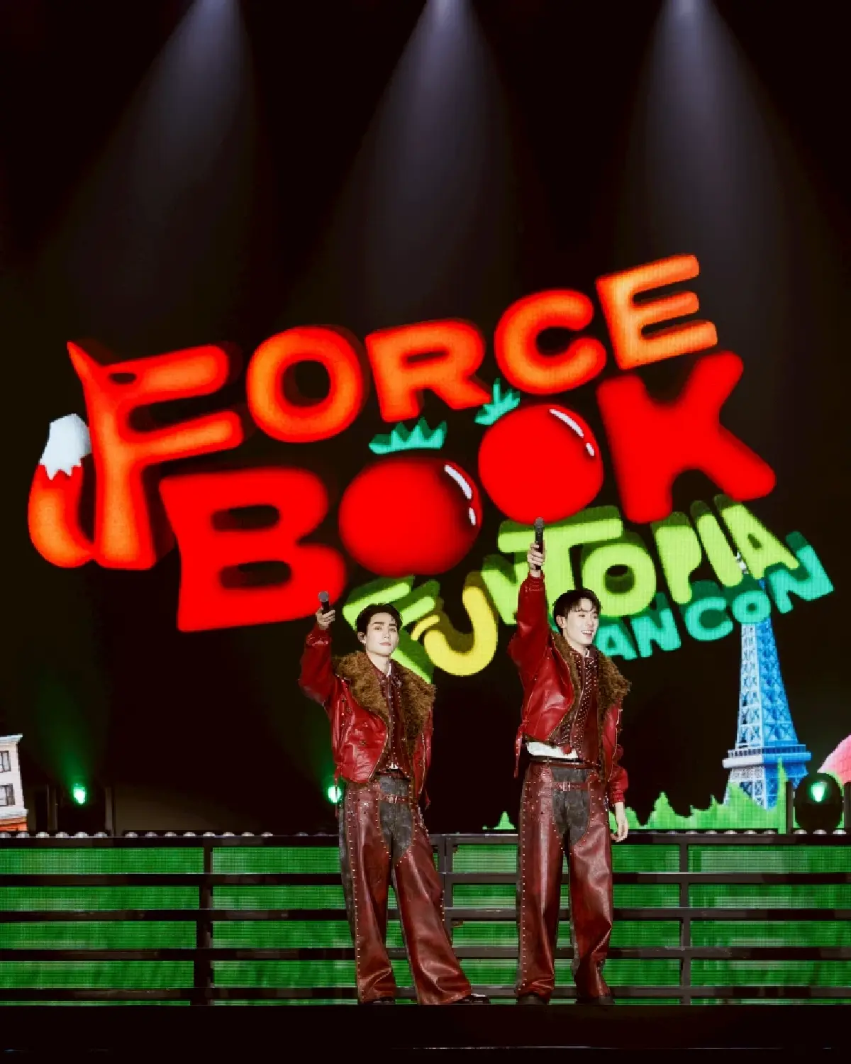 ‘ฟอส-บุ๊ค’ จัดเต็มโชว์พิเศษใน ‘FORCE BOOK FUNTOPIA FANCON’ ขึ้นอันดับ 1 เทรนด์ X สองวันรวด