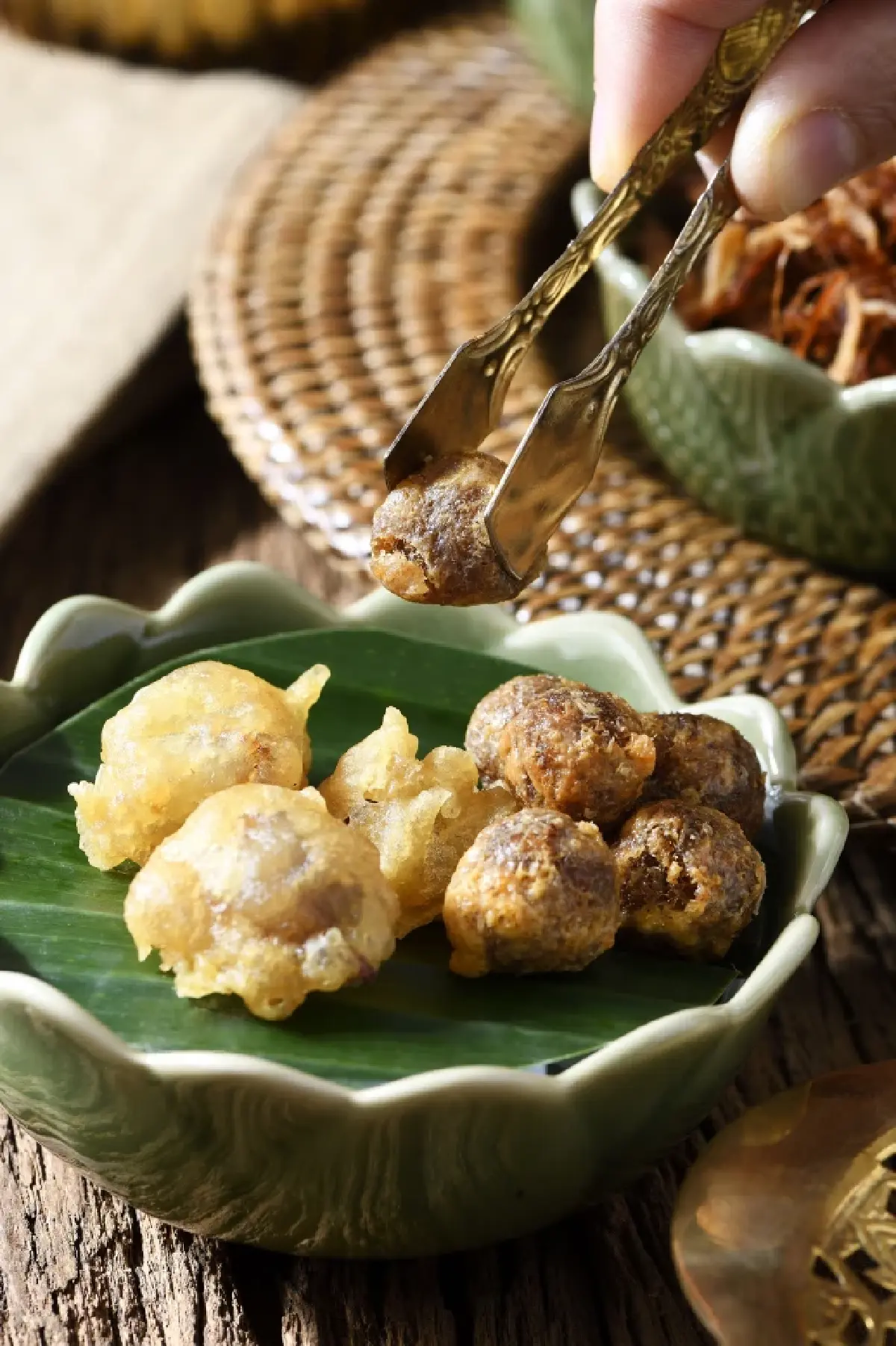 ‘5 ร้านข้าวแช่’ ปี 2026 อร่อย ในดวงใจหมูหวานชวนชิม ครบเครื่องจริงๆ