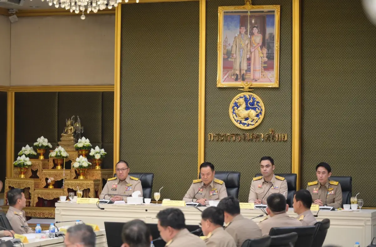 มท.1 แบ่งงาน รมช. 'พลพีร์' ดูกรมที่ดิน 'เจเศรษฐ์' ปภ. 'วรศิษฎ์' สถ.