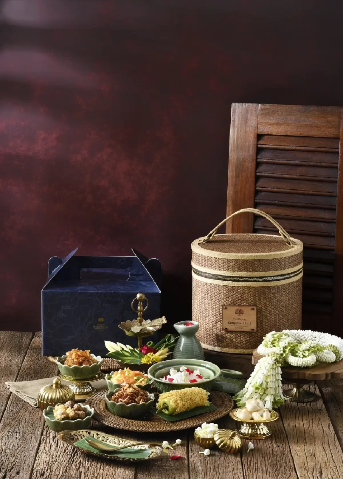 ‘5 ร้านข้าวแช่’ ปี 2026 อร่อย ในดวงใจหมูหวานชวนชิม ครบเครื่องจริงๆ