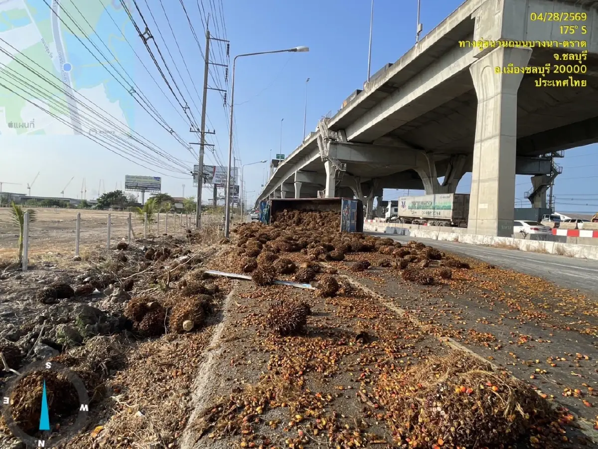 รถติดมาก ถนนบางนา-ตราด ขาออก รถยางแตก เทกระจาดขวางถนน พิกัด กม.53