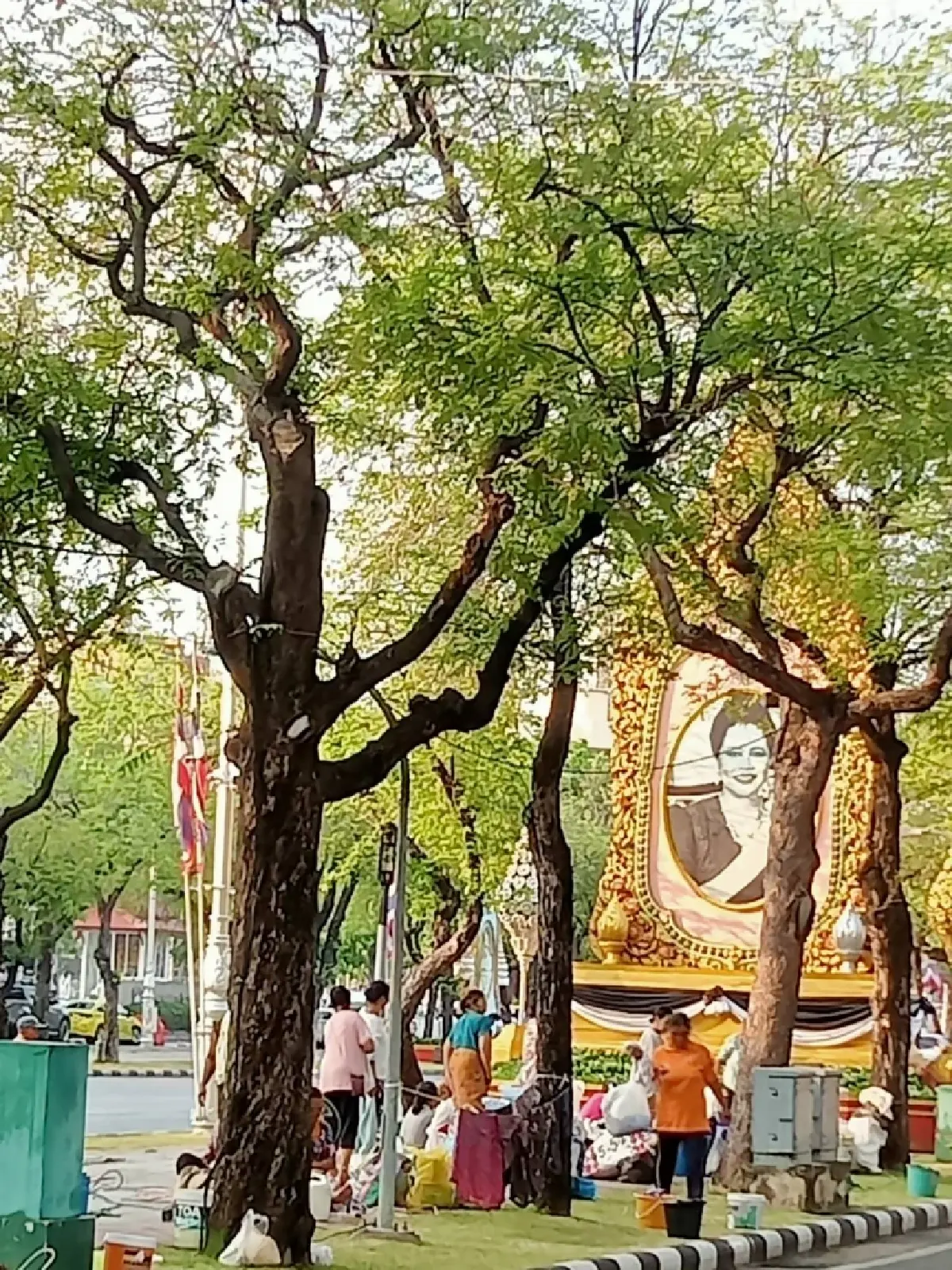 กลุ่มเกษตรกร ตั้งม๊อบหน้ากระทรวงเกษตร จี้ตั้ง กก. เยียวยาผลกระทบเขื่อน