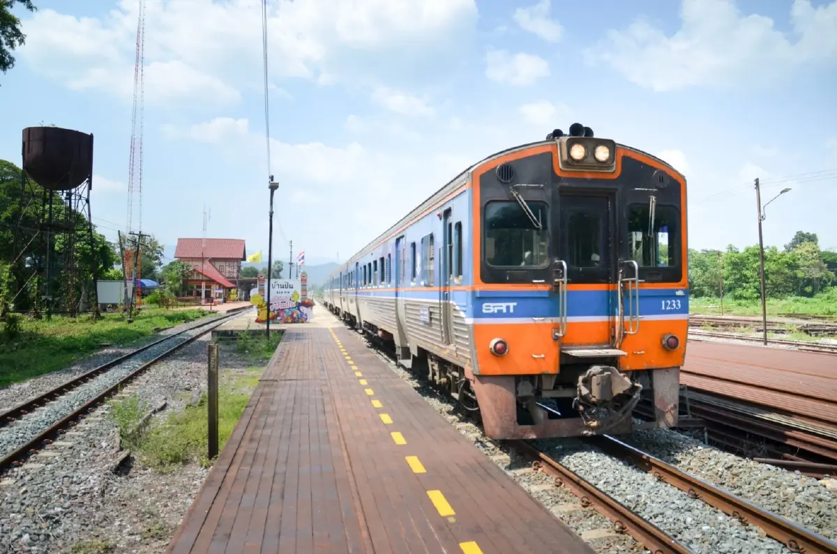 รฟท. ปรับลดจองตั๋วล่วงหน้าเหลือ 90 วัน แก้ปัญหาจองทิ้ง-เพิ่มโอกาสเดินทาง