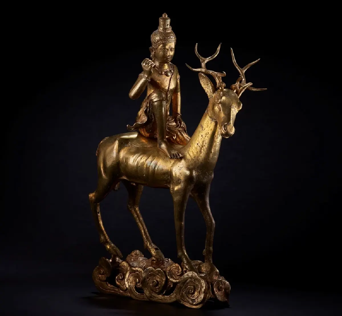 วันสงกรานต์ : สรงน้ำพระธาตุ - เทวดานพเคราะห์ สิริมงคลรับปีใหม่ไทย