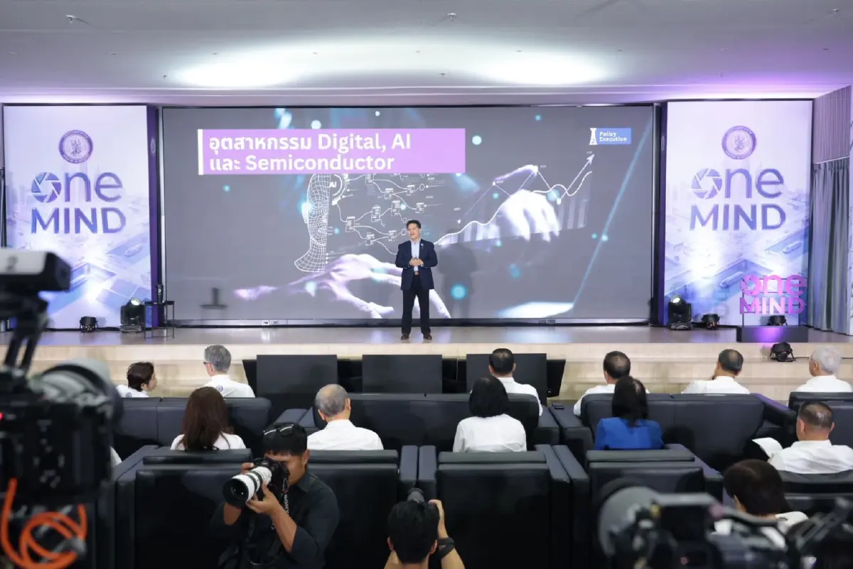 ‘วราวุธ’ กางพิมพ์เขียว ONE MIND ชู ‘สมุดพกคาร์บอน’ ตั้งกองทุนเยียวยา SME