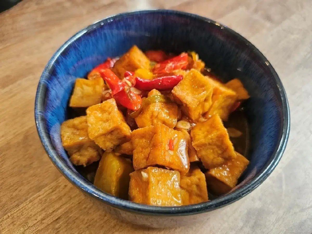 ‘ตามมี’ (Tham me) ร้านข้าวแกงเพื่อสุขภาพ อร่อยมีที่มา สาขาสัมมากร