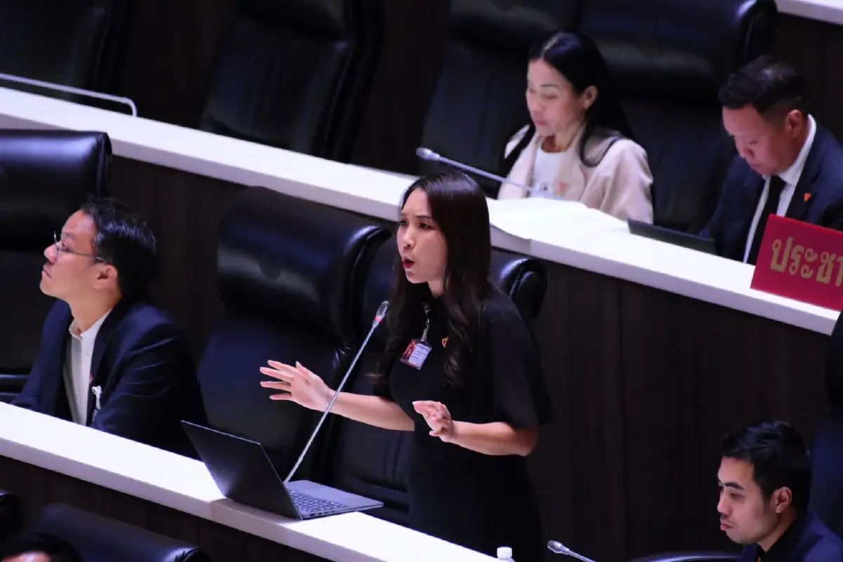 'ศิริกัญญา' บอกเดาได้ รัฐบาลจะกู้ เหตุหลังชนฝา เงินสำรองจะหมด