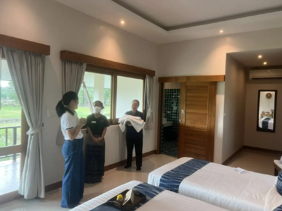 'พิมาลี' ปลดล็อกความจน ปั้นทักษะโรงแรมให้เยาวชนอีสาน สร้างรายเพิ่ม 2–3 เท่า