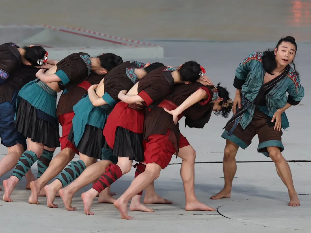 เปิดฉากแล้ว เอเชียนบีชเกมส์ ครั้งที่ 6 'โจเซฟ-หยก' ถือธงชาติไทยนำขบวนพาเหรดทัพไทย