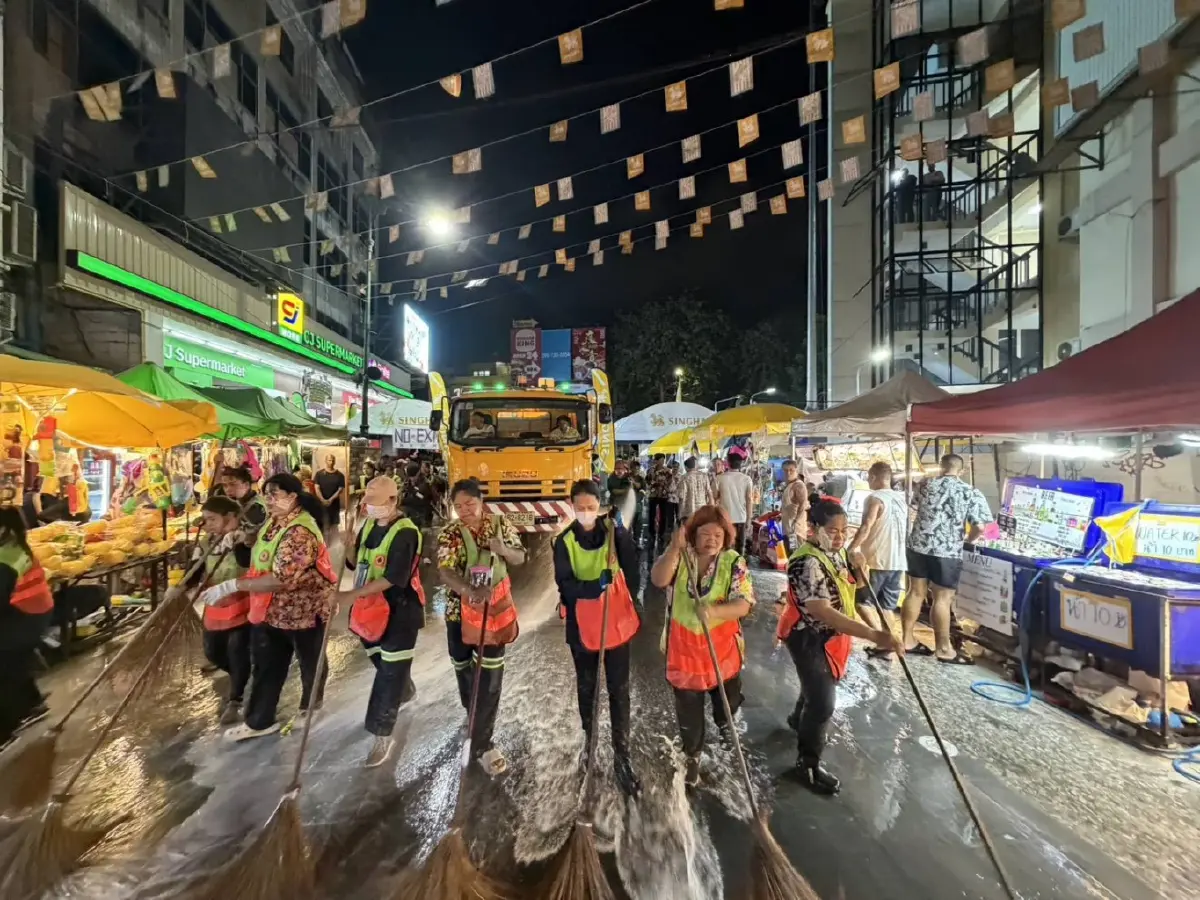 เคลียร์พื้นที่แล้ว หลังปิดถนน ให้เล่นน้ำสงกรานต์ถนนข้าวสาร 2569