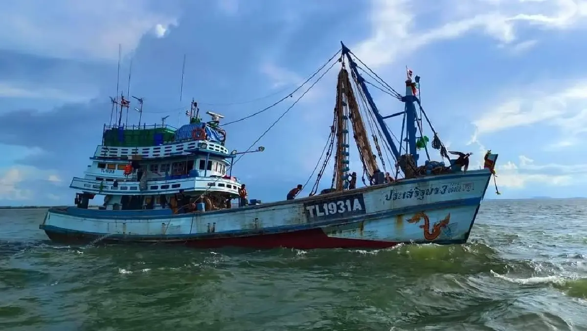 หลังสงกรานต์ ราคาสินค้าประมง พุ่ง 10-15% เรือจ่อจอด 90% กระทบแรงงาน 5 หมื่นราย