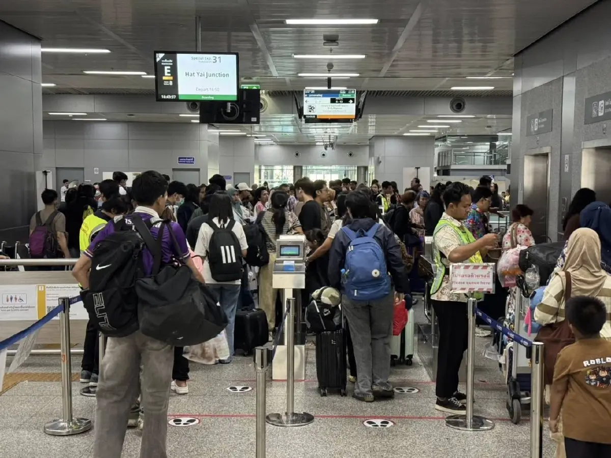 คนทะลักล้าน สงกรานต์ 69 รถไฟฟ้าแตก สยาม สีลม ไอคอนสยาม แชมป์คนแน่น