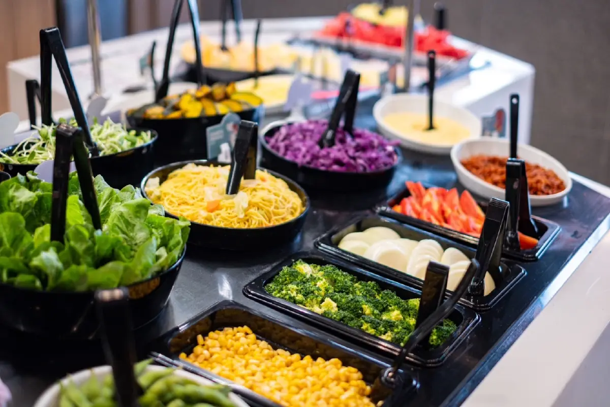 ร้านอาหารยอม ‘กลืนเลือด’ กัดฟันไม่ขึ้นราคา ต้นทุนพุ่งอีก 30% ลูกค้าลดลง-คิดเยอะก่อนจ่าย