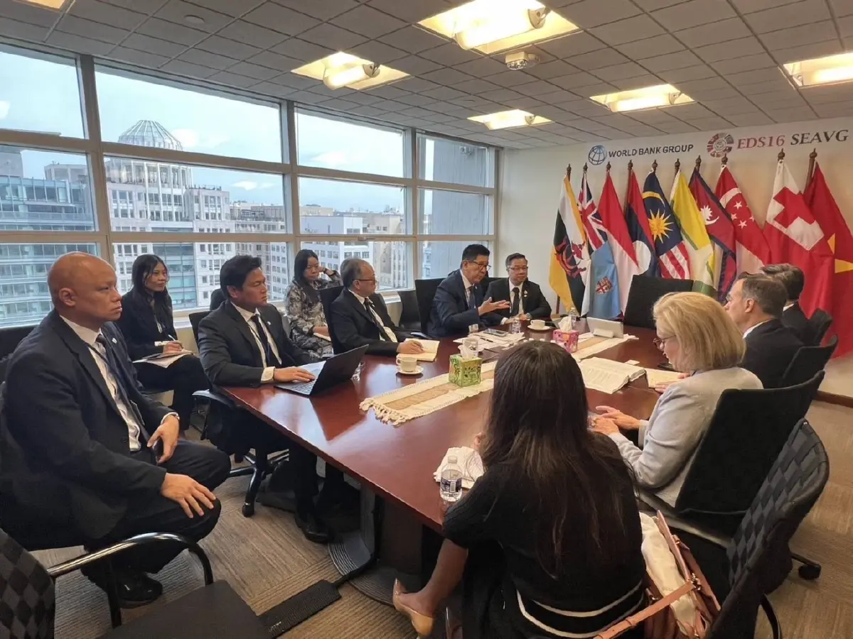 ‘เอกนิติ’ ถกเรตติ้งเอเจนซี Fitch-S&P-Moody's โชว์ทุนสำรองแกร่งย้ำหนี้เสี่ยงต่ำ