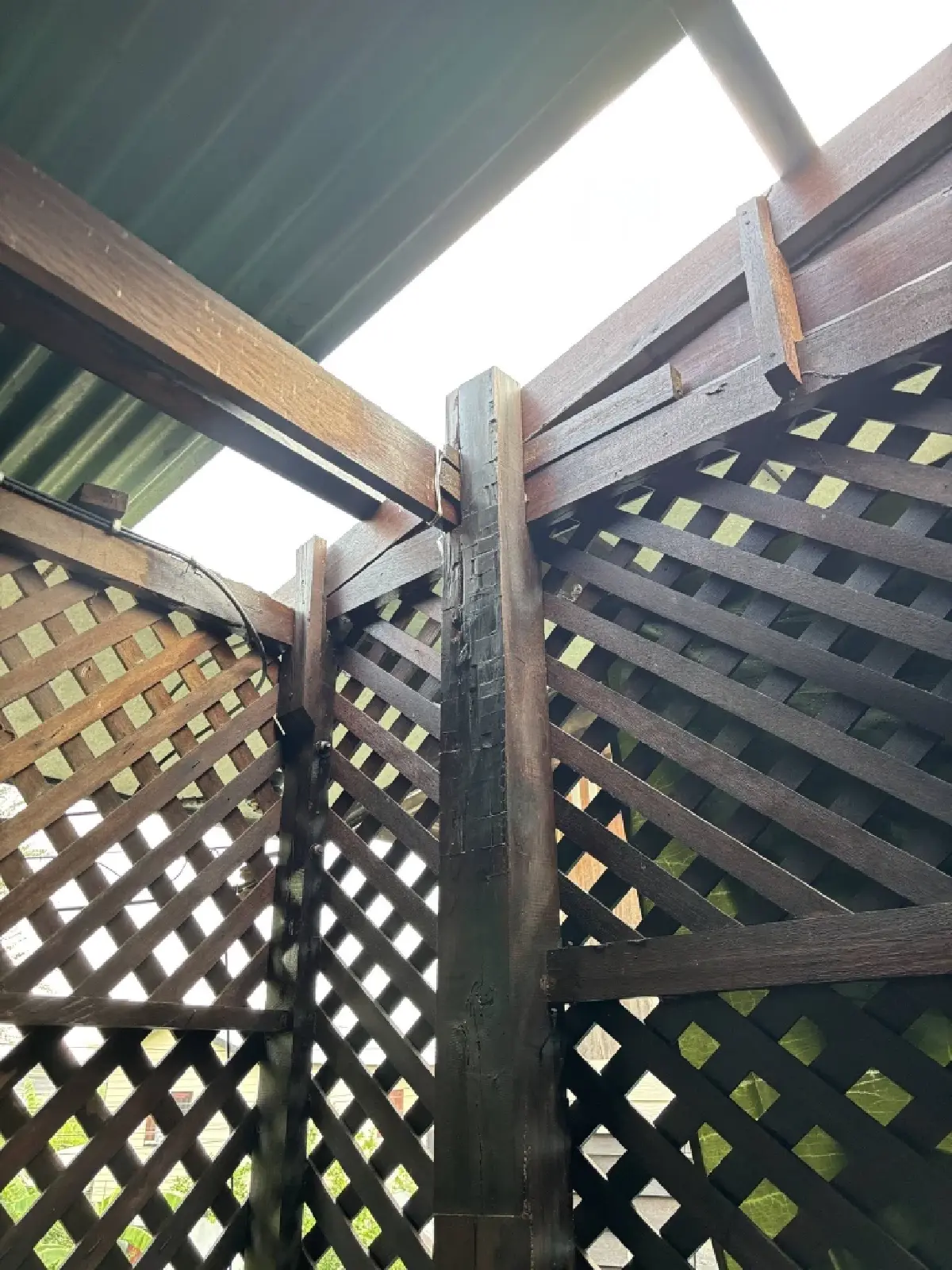 เริ่มแล้วพายุเข้าชัยภูมิ พายุฤดูร้อนถล่มบ้านค่าย สังกะสีปลิว