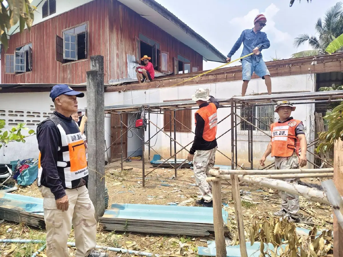 เร่งด่วนเงินเยียวยา 1 แสนบาท พายุฤดูร้อน ลมแรงถล่มบ้านเรือน เช็กเลย