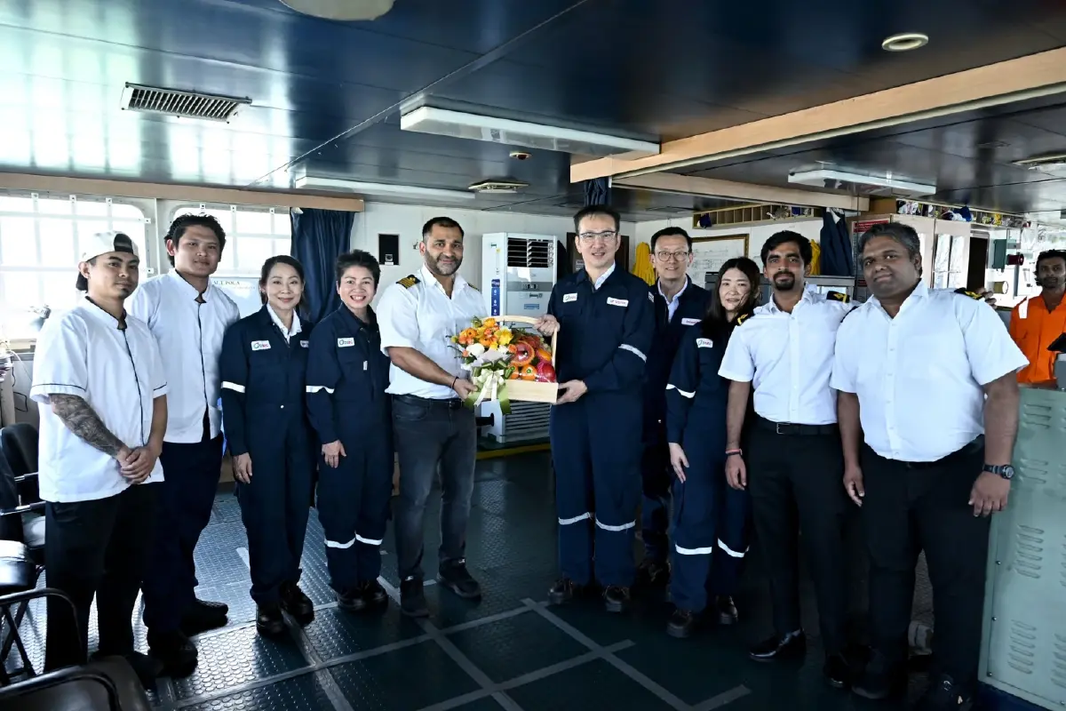 เปิดภาพ! เรือขนส่งน้ำมันดิบ ถึงท่าเรือโรงกลั่นน้ำมันบางจาก ศรีราชา