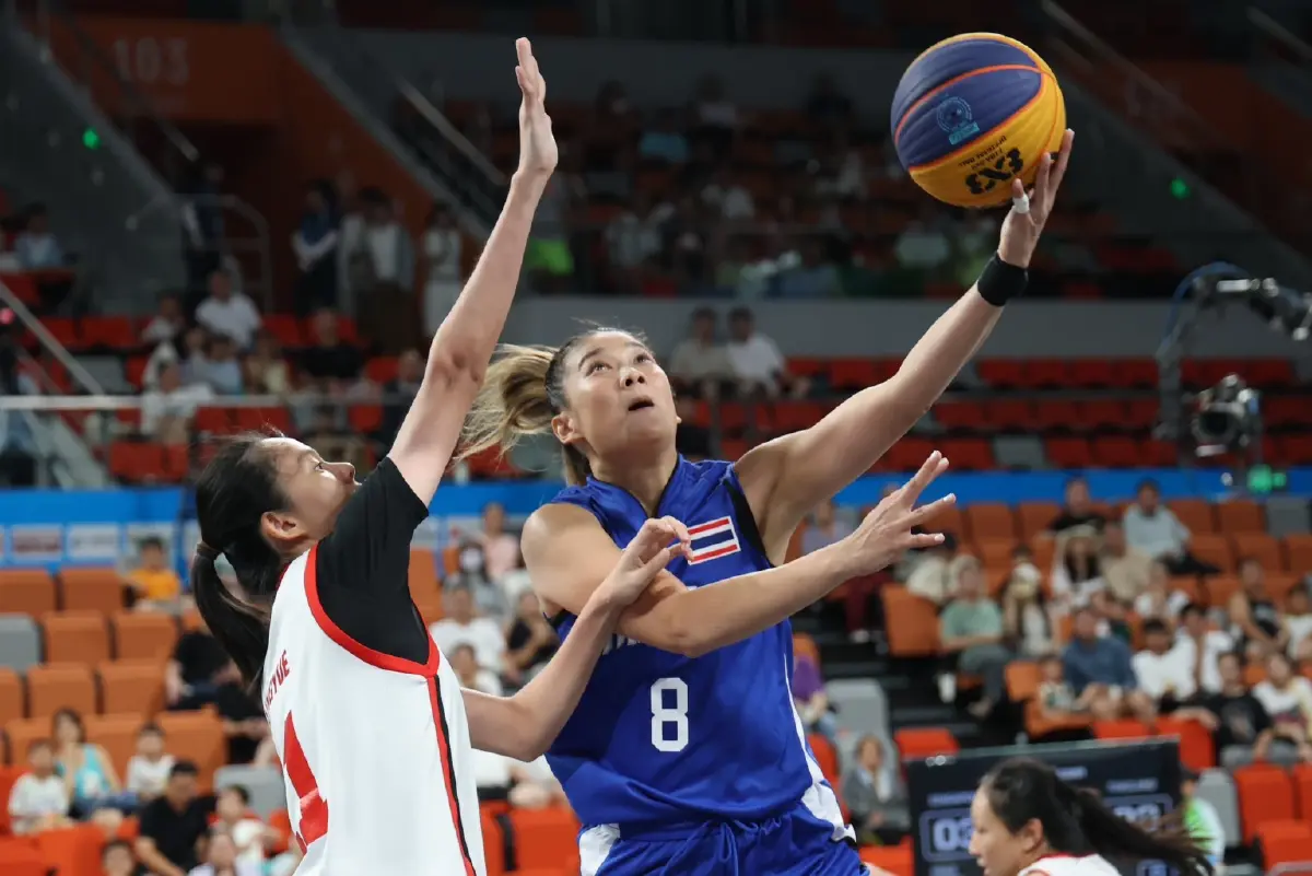 LIVE สด 'ไทย พบ จีน' ถ่ายทอดสด บาสเกตบอล 3x3 หญิง เอเชียนบีช เกมส์ 2026