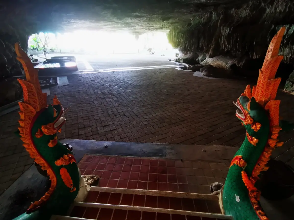 ​​​​ถ้ำตลอด... สุดยอดของถ้ำใต้