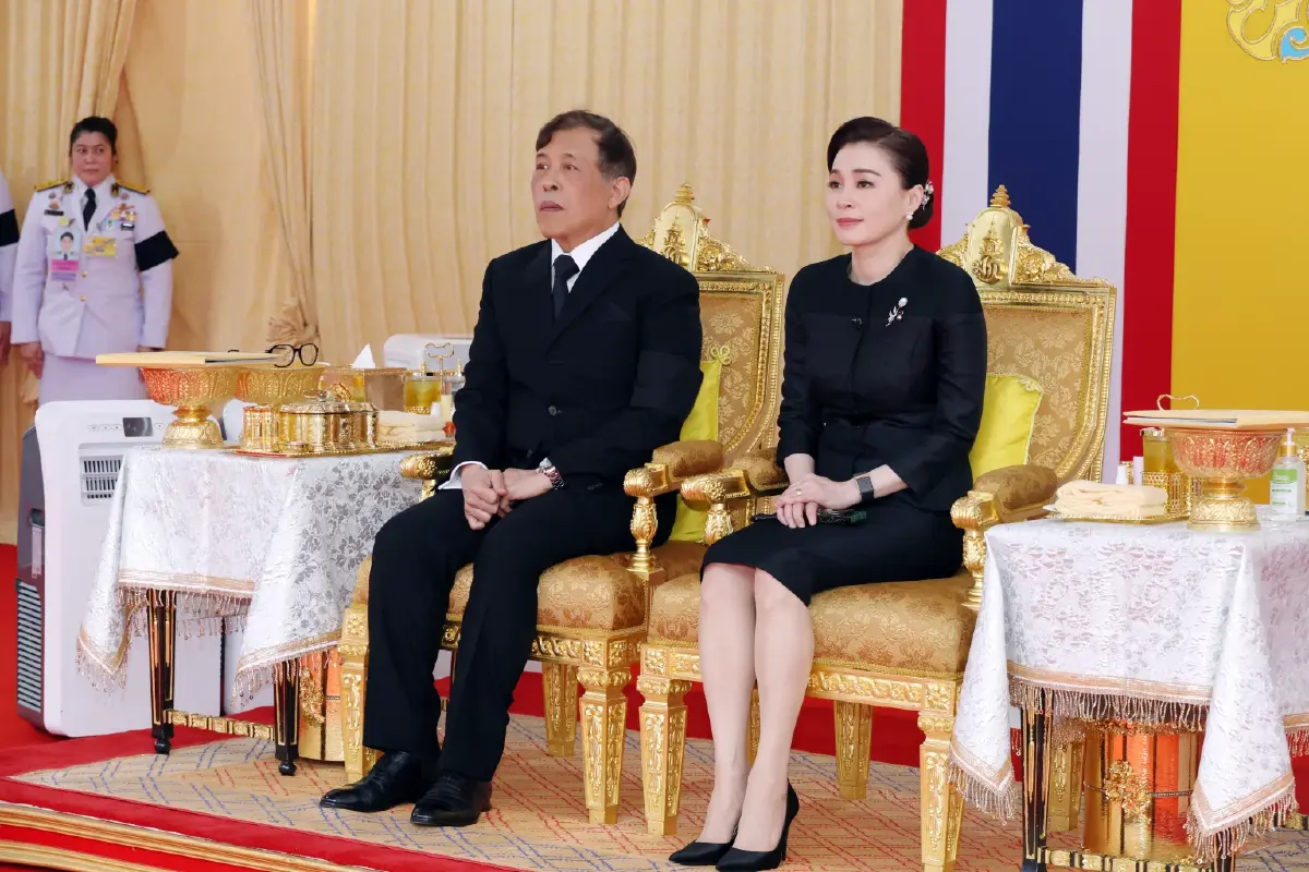 ในหลวง-พระราชินี เสด็จฯ งานเฉลิมพระเกียรติ รัชกาลที่ 6 เนื่องในวันคล้ายวันสวรรคตครบ 100 ปี