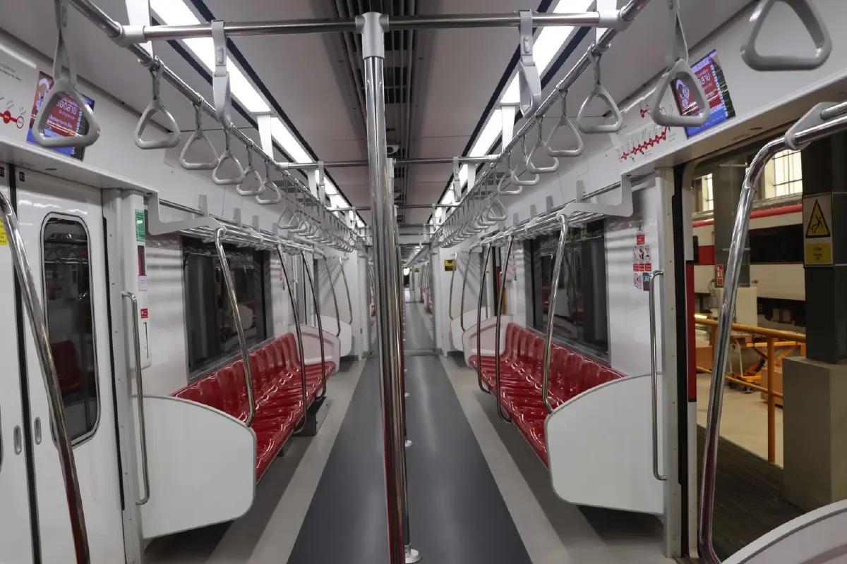 สั่งสอบพนักงานขับรถ 'สายสีแดง' กรีดร้องกลางขบวนรถไฟฟ้า