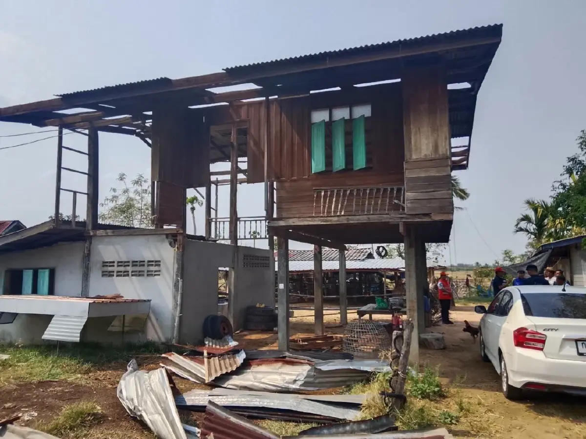 เร่งด่วนเงินเยียวยา 1 แสนบาท พายุฤดูร้อน ลมแรงถล่มบ้านเรือน เช็กเลย