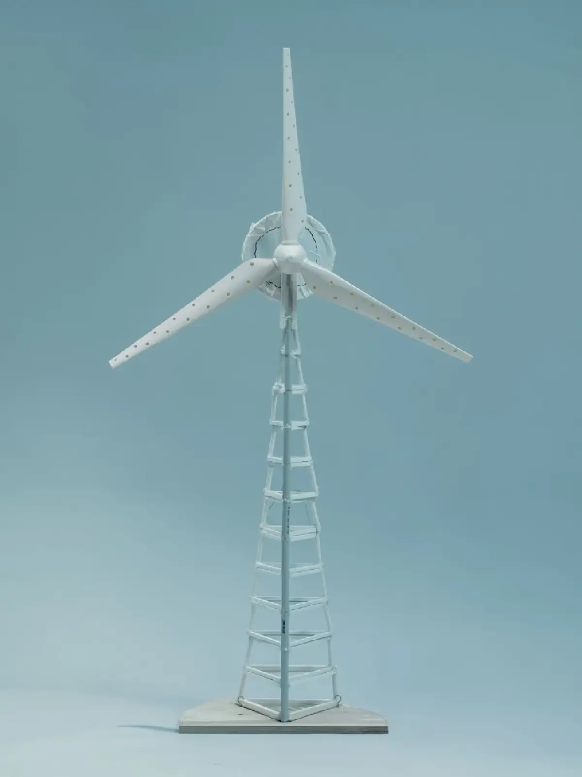 ‘เยอรมนี’ สร้าง ‘กังหันลมสูงสุดในโลก’ สูง 364 เมตร ลมแรงผลิตไฟฟ้าได้ต่อเนื่อง