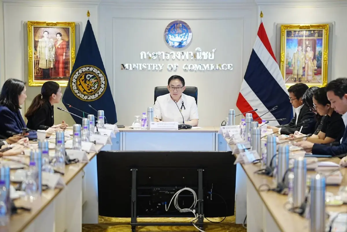 ‘พาณิชย์’ สั่งเพิ่มช่องทางออนไลน์จำหน่ายสินค้า ‘ไทยช่วยไทย’ อำนวยความสะดวกประชาชน