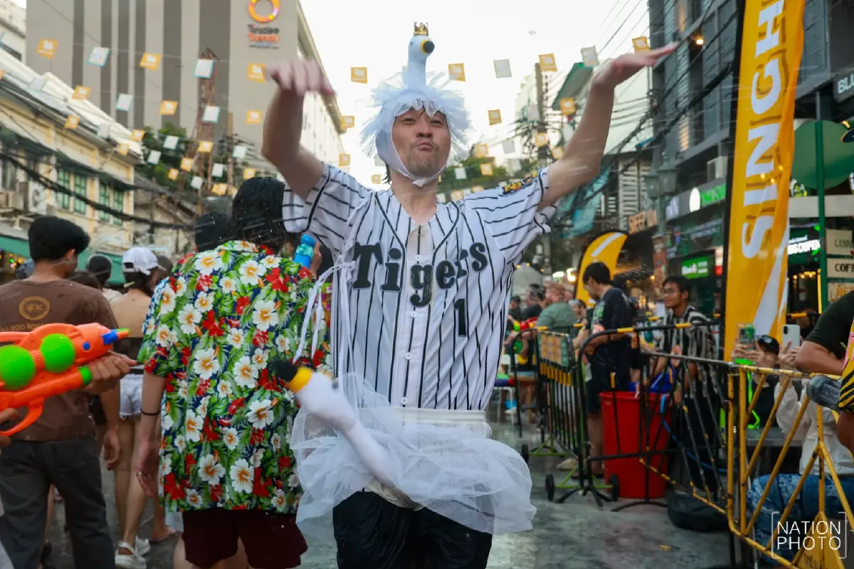 เคลียร์พื้นที่แล้ว หลังปิดถนน ให้เล่นน้ำสงกรานต์ถนนข้าวสาร 2569