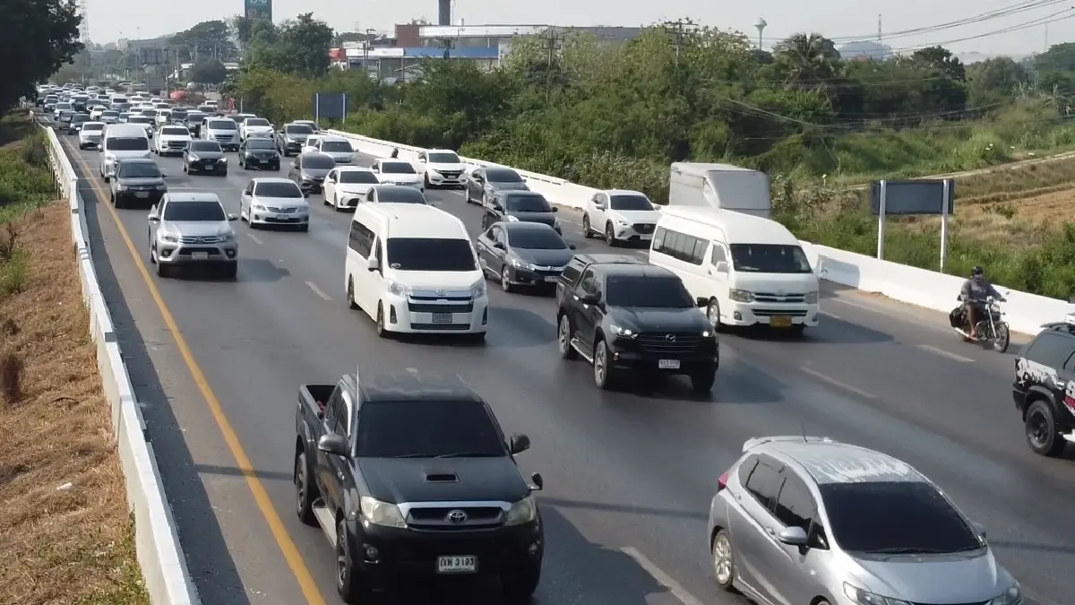 จราจรสายเอเชียวันนี้ (15 เม.ย.) คนแห่กลับกรุงฯ คาดค่ำนี้รถแน่น
