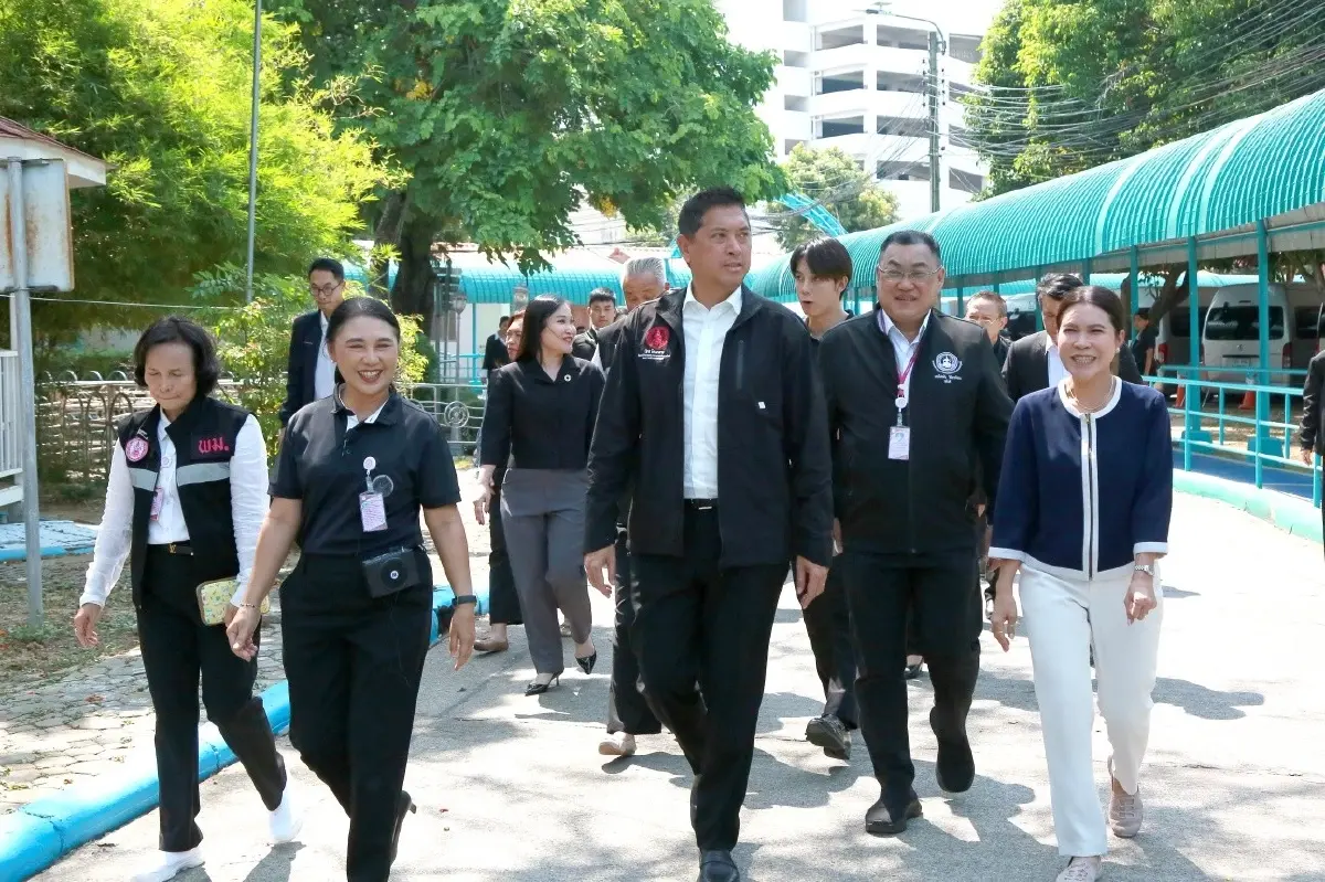 พม. ยกระดับ 'บ้านบางแค' เร่งสร้าง 'อาคารสุขสันต์' แทนตึกเก่า 73 ปี รองรับผู้สูงอายุ 300 คน