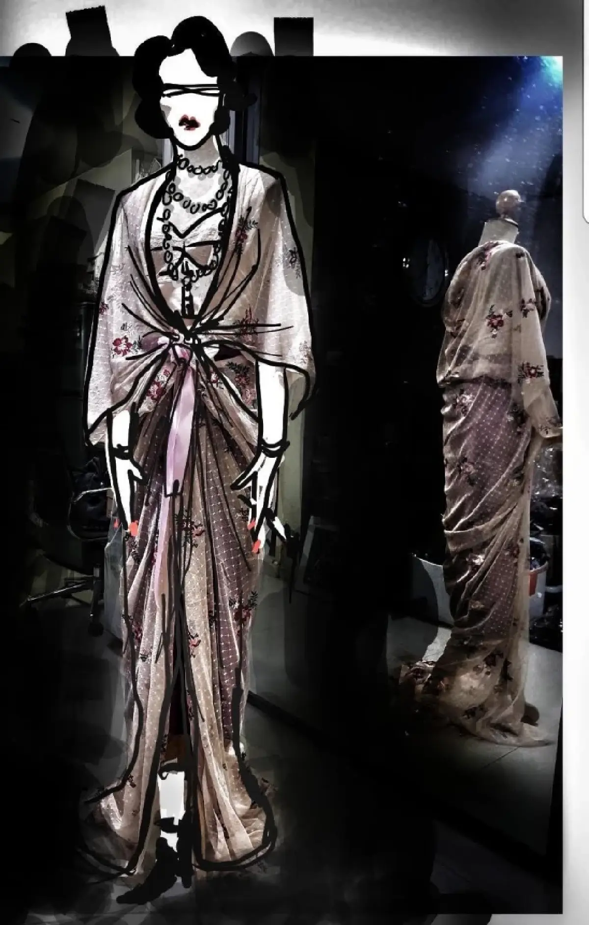 โลกใบเล็ก'กิตติกรณ์ นพอุดมพันธุ์' นักออกแบบ เครื่องแต่งกายเพื่อการแสดง