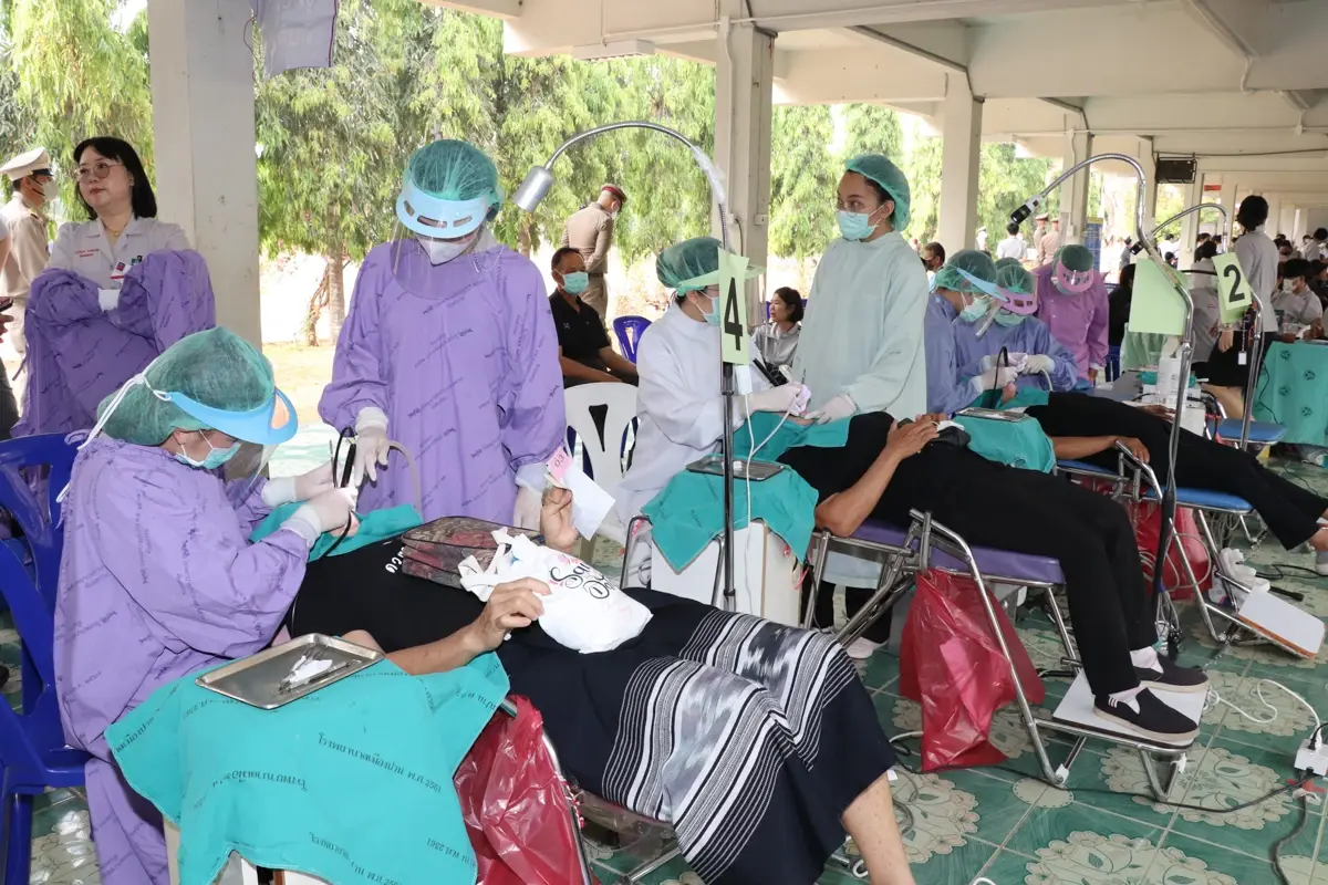 สมเด็จเจ้าฟ้าฯ กรมพระศรีสวางควัฒนฯ ทรงเสด็จเยี่ยมหน่วยแพทย์ พอ.สว.