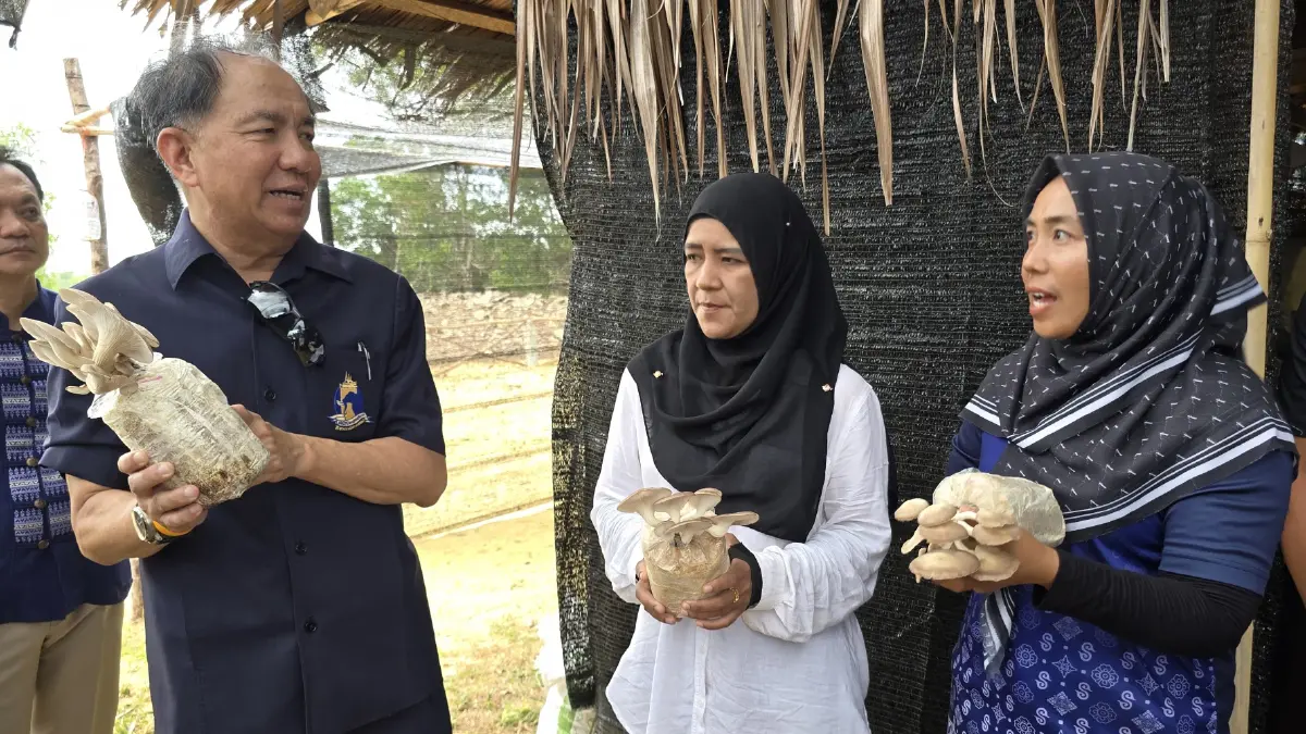 ‘ปิดทองหลังพระ’ ขับเคลื่อน 10 หมู่บ้าน ต้นแบบพัฒนาที่ยั่งยืนท่ามกลางวิกฤติ