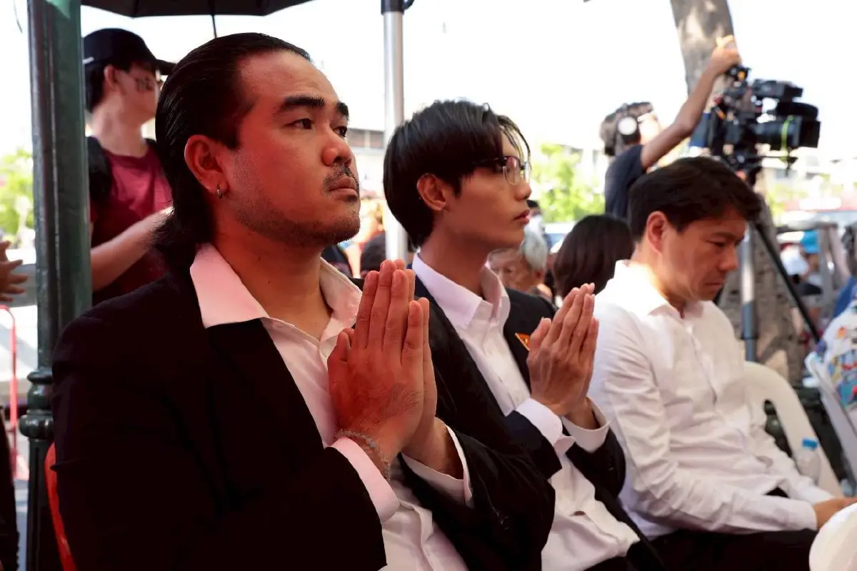 ปชน.รำลึก 16 ปีสลายชุมนุมแดง ดัน 2 ร่างกฎหมายทวงความยุติธรรม