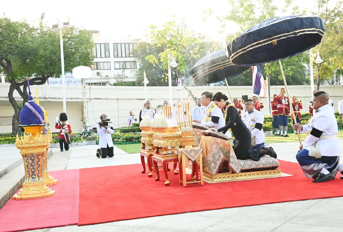 ในหลวง-พระราชินี เสด็จฯ ไปในการพระราชพิธี วันจักรี 2569