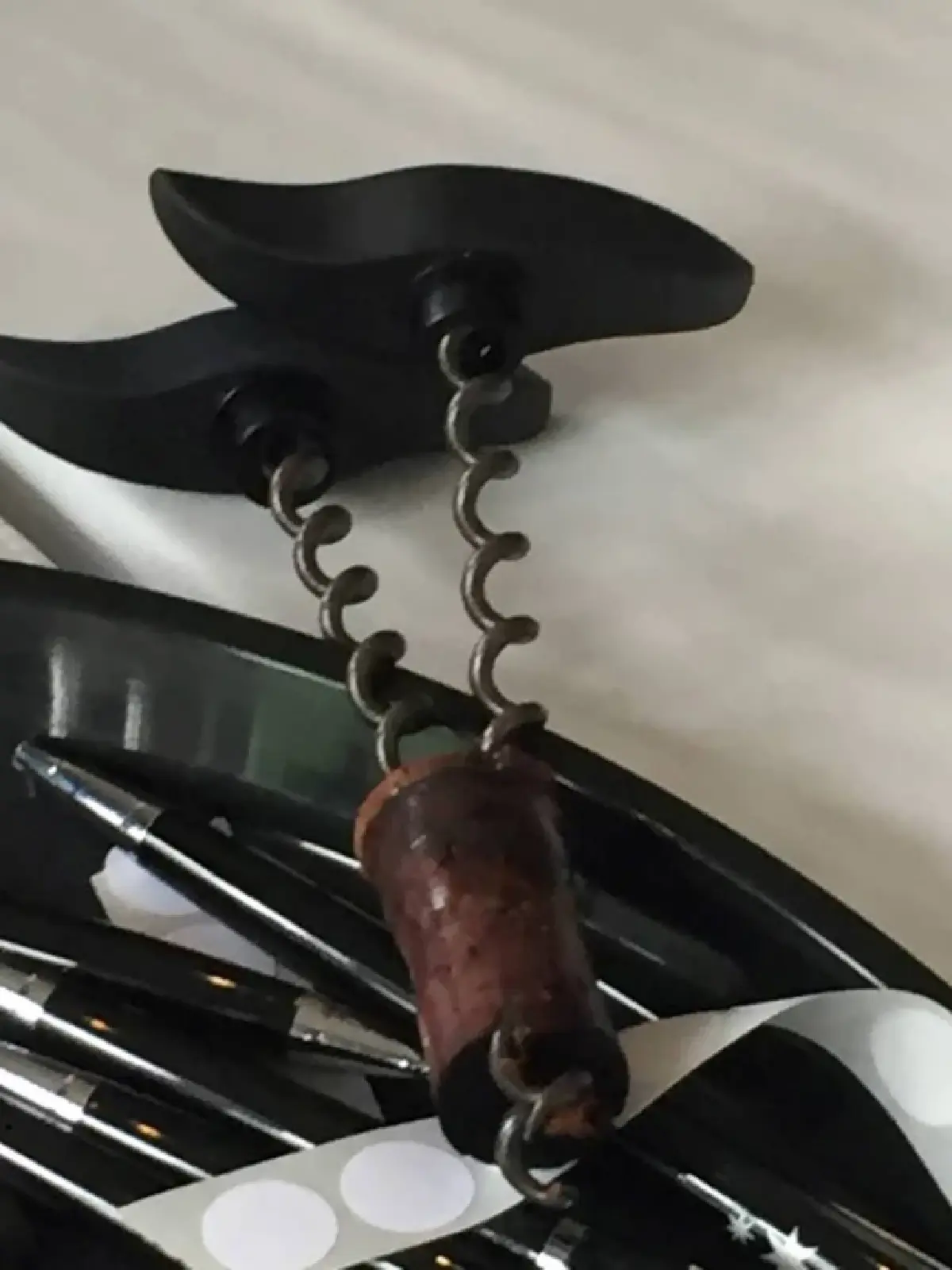 รีคอร์ก ไวน์ : ต่อลมหายใจให้ท่านผู้เฒ่า