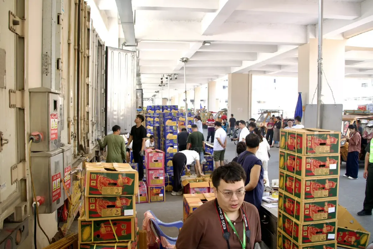  “พาณิชย์” บุกตลาด HiGreen  ตลาดค้าส่งใหญ่สุดในกว่างซี ปูพรมผลไม้ไทยยึดจีน พร้อมลุยจัดกิจกรรมส่งเสริมการขาย