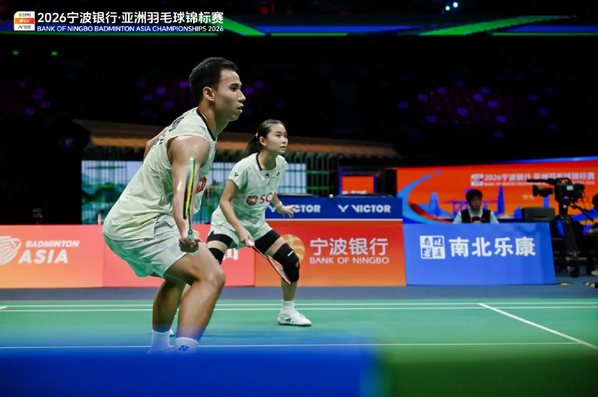 บาส-เฟม ล้มยักษ์มือ 1 โลกคาบ้านจีน เข้าชิงแบดฯ ชิงแชมป์เอเชีย 2026