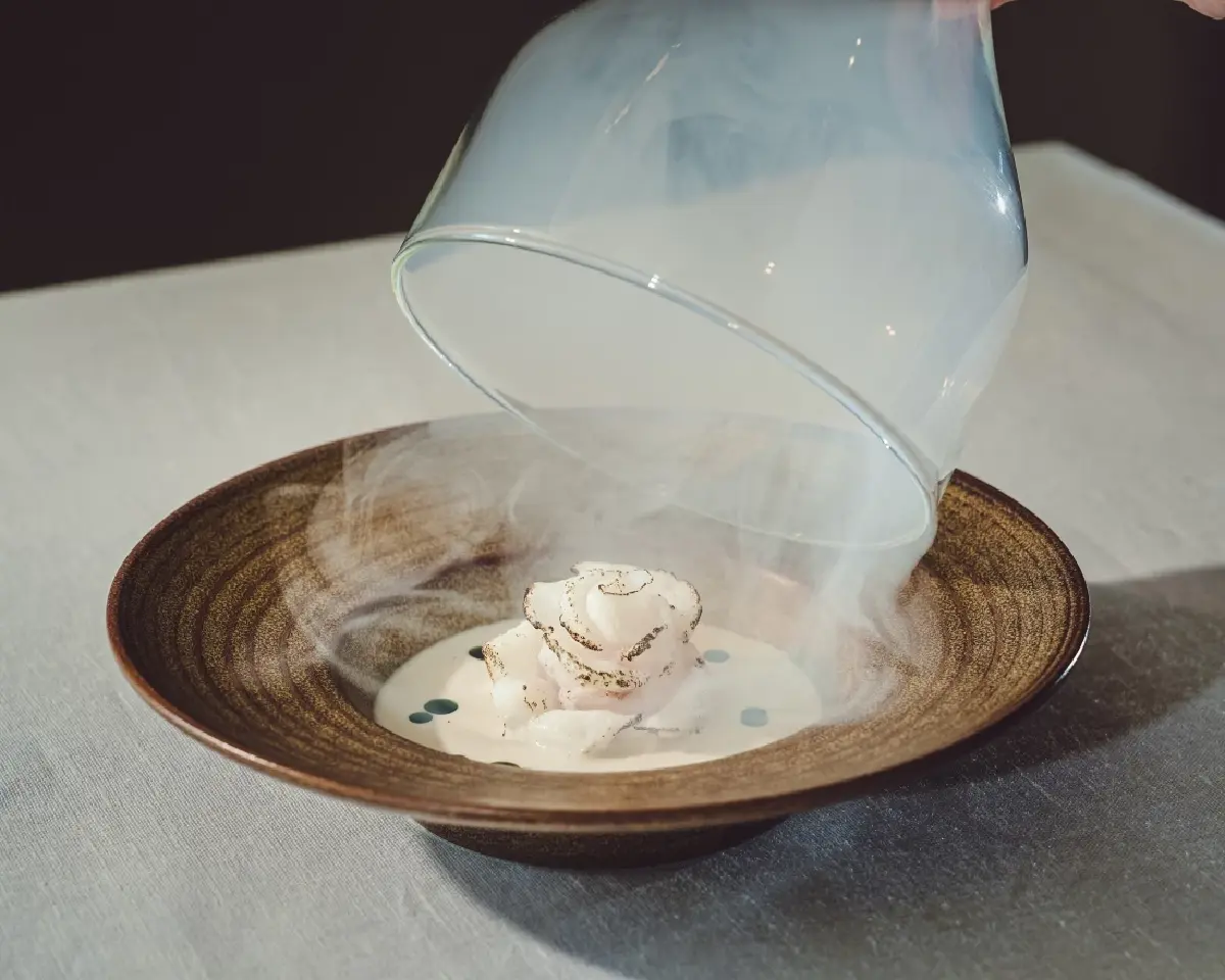 ‘วิเสทวิโส’ อาหารไทยไฟน์ไดนิ่ง จากตำรับโบราณสู่ความร่วมสมัย