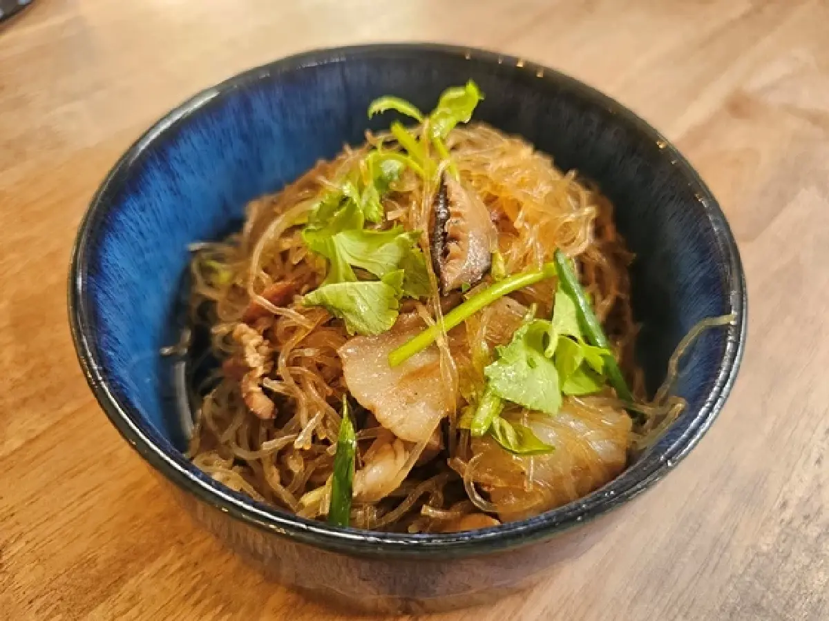 ‘ตามมี’ (Tham me) ร้านข้าวแกงเพื่อสุขภาพ อร่อยมีที่มา สาขาสัมมากร