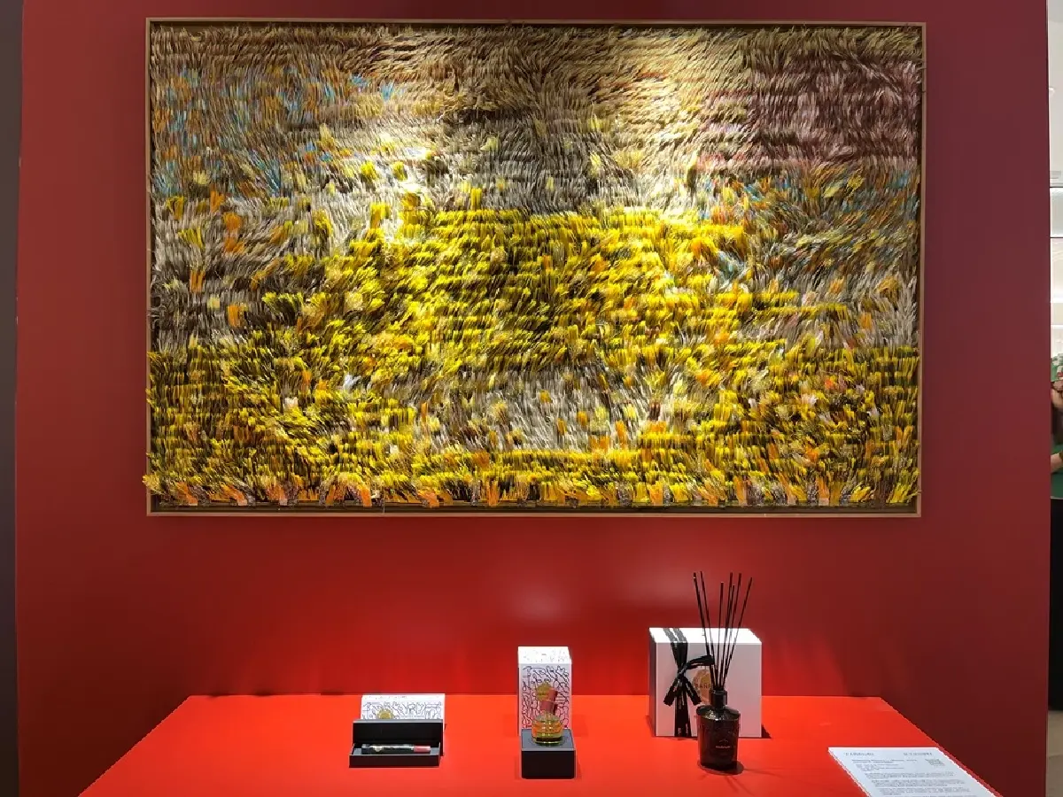 เปรม บัวชุม x ปัญญ์ปุริ คืนชีวิตใหม่ให้ขยะอุตสาหกรรมสิ่งทอบนผนัง