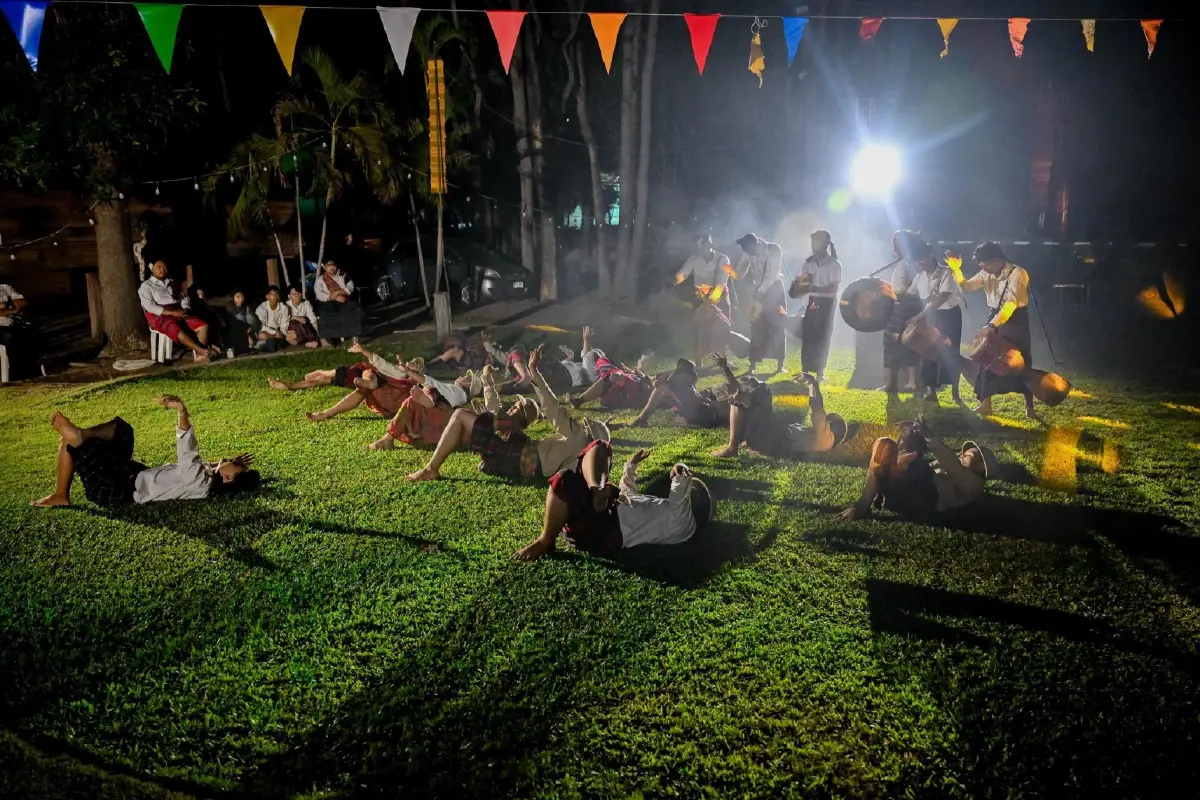 รื้อฟื้นการละเล่นโบราณที่สาบสูญ 150 ปี คืนศิลป์ ให้แผ่นดินอีสาน