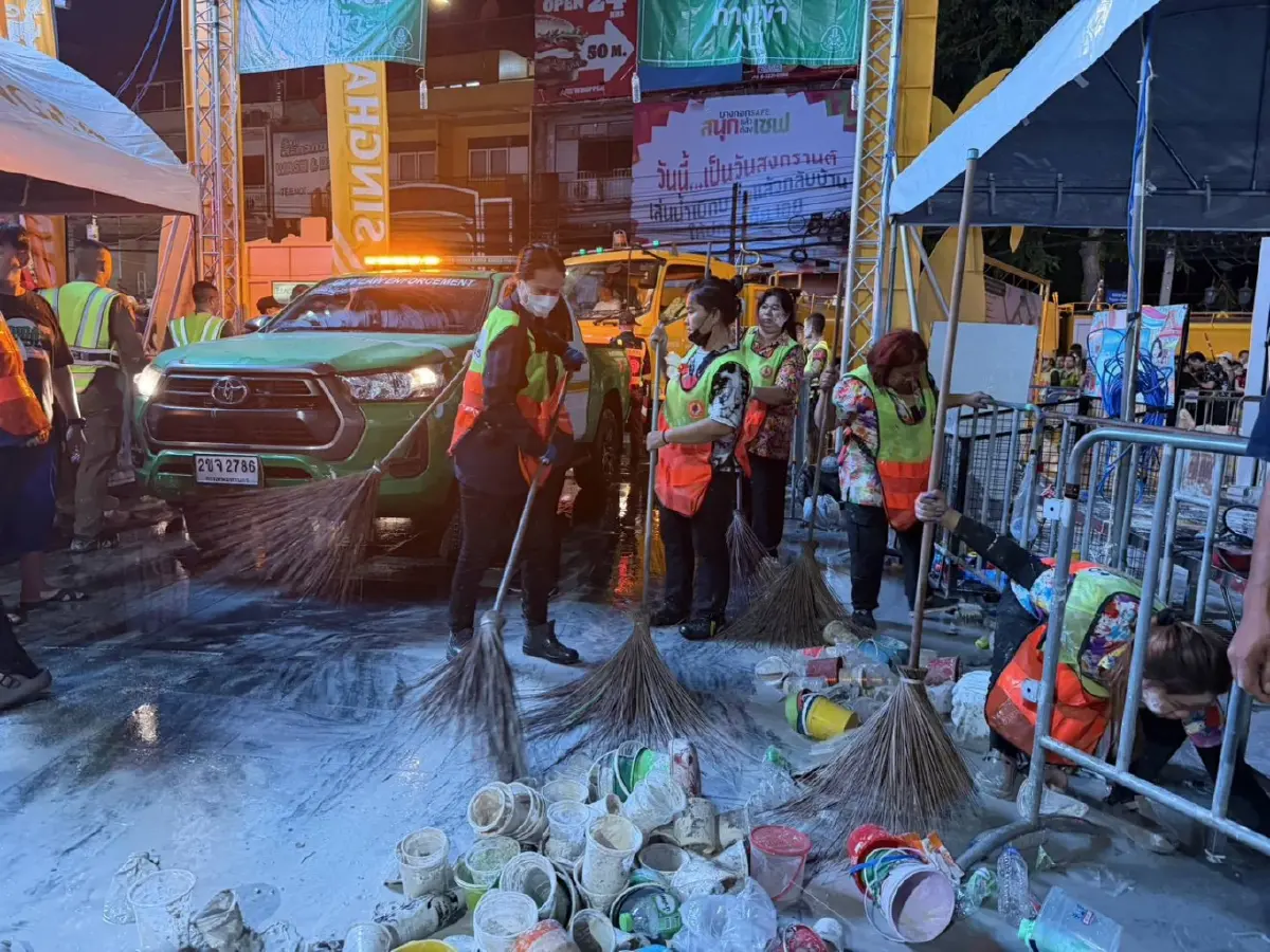 เคลียร์พื้นที่แล้ว หลังปิดถนน ให้เล่นน้ำสงกรานต์ถนนข้าวสาร 2569