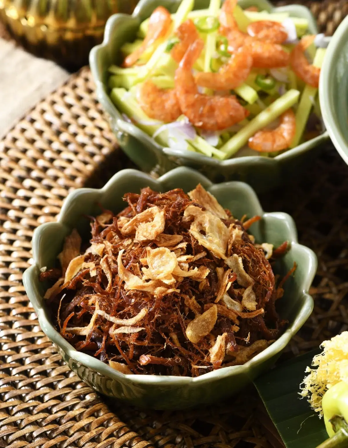 ‘5 ร้านข้าวแช่’ ปี 2026 อร่อย ในดวงใจหมูหวานชวนชิม ครบเครื่องจริงๆ