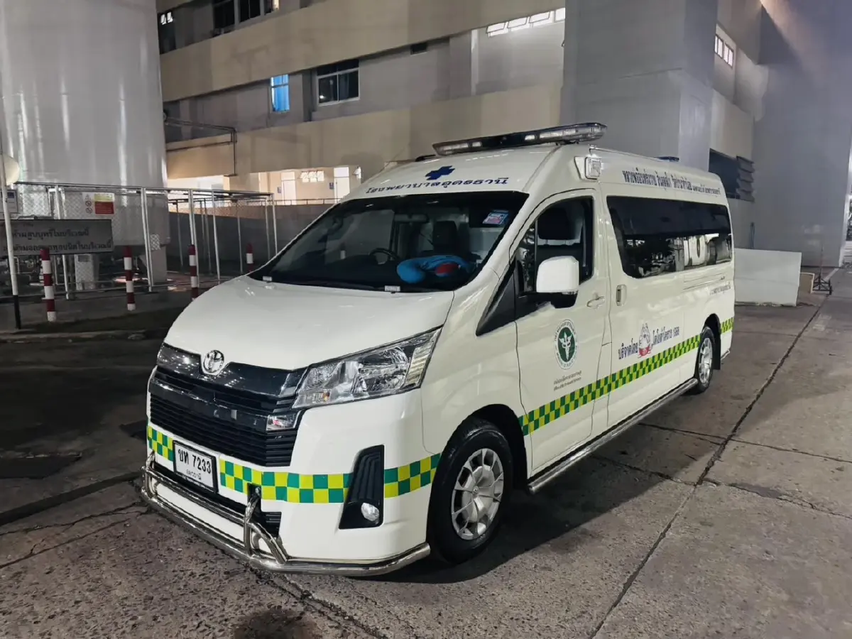 ขอทางให้รถพยาบาลศูนย์อุดรฯ นำเด็กป่วย ส่งต่อ รพ.รามาฯ ก่อน 10.30 น.