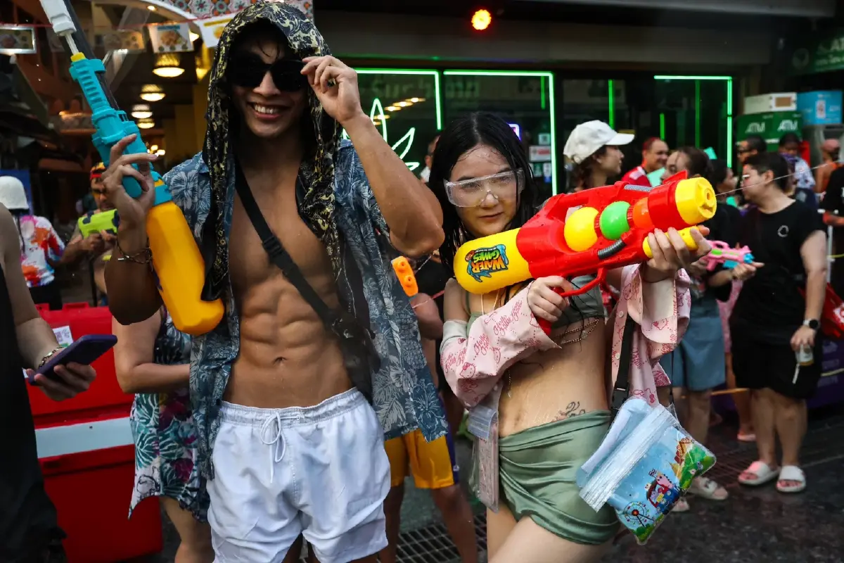 ชวนแต่งชุดไทย เที่ยวงานสงกรานต์ 2569 ทั่วไทย กรุงเทพ ยันอเมริกา